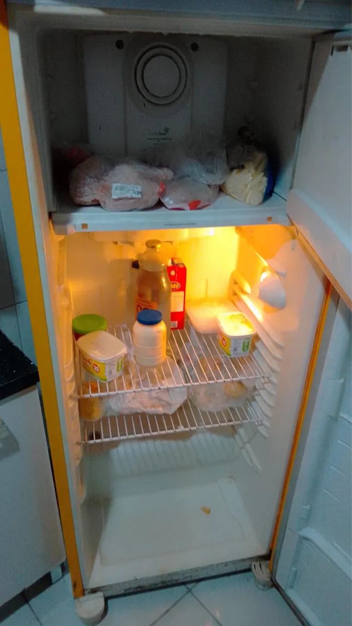 Geladeira Seminova - Foto 2