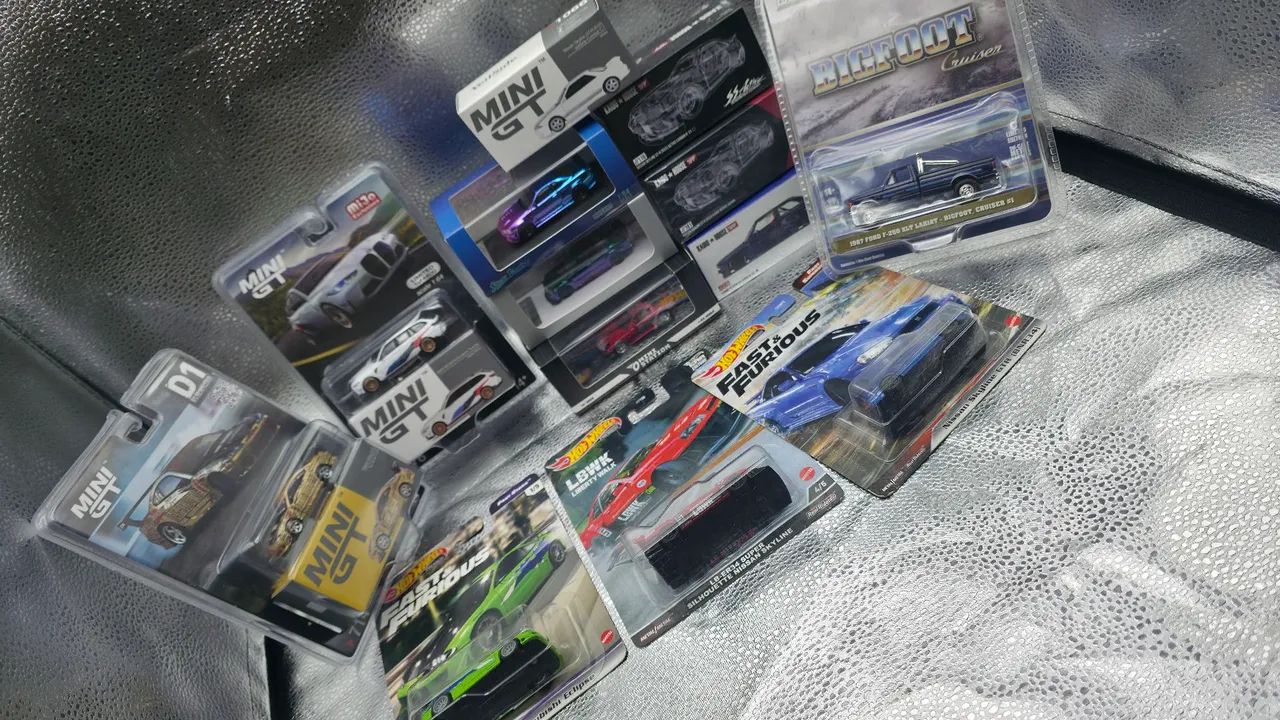 Lote de miniaturas premium 