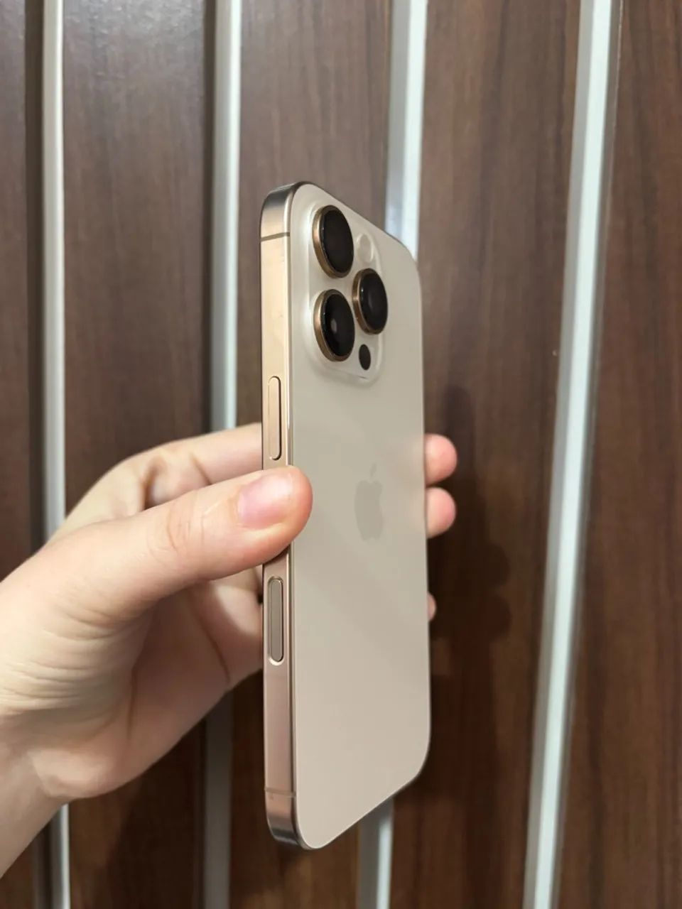 Iphone 16 pro - Foto 4