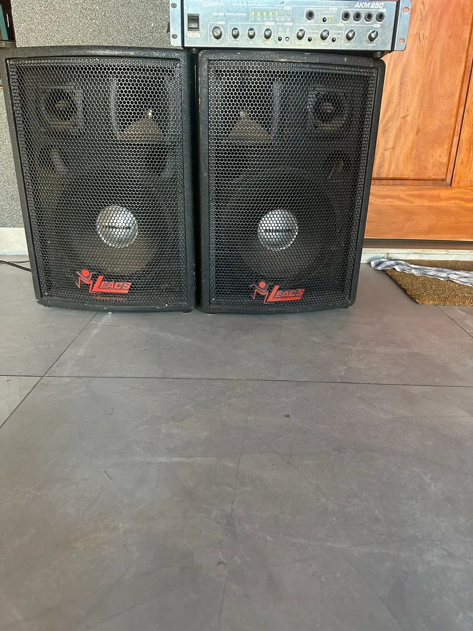 Som amplificador caixas e suporte