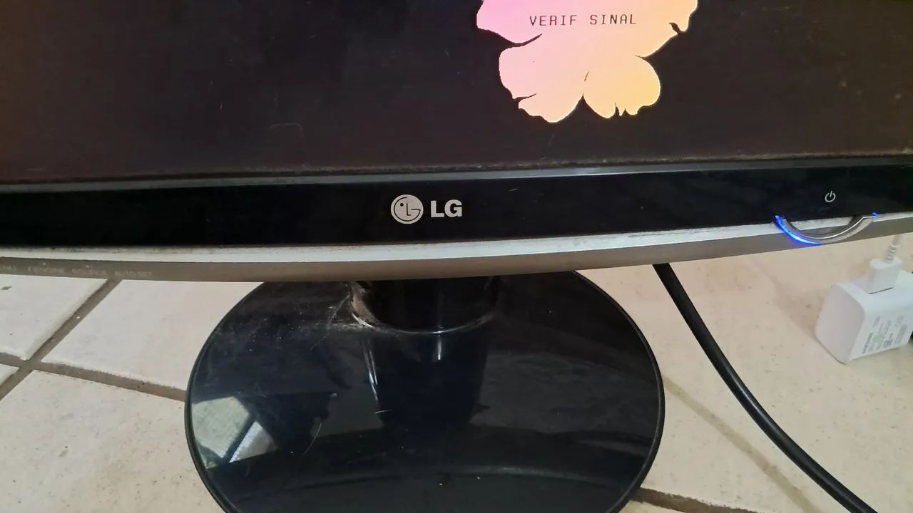 Kit 3 Monitores LG e Positivo 17", 19" e 23" - Todos Funcionando - Foto 2