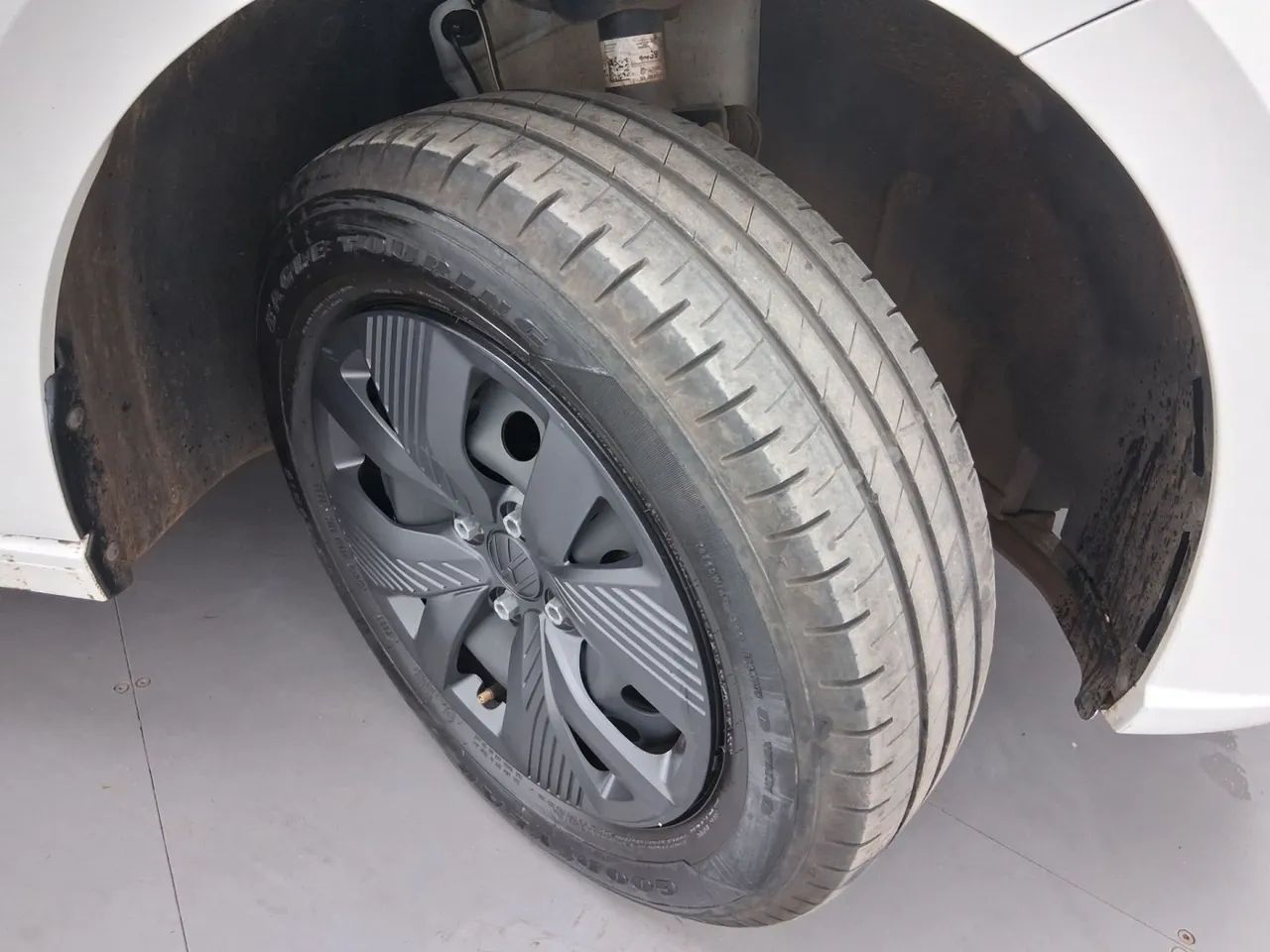 Volkswagen Polo Track 1.0 Flex 12V 5p, foto 13 de 18
