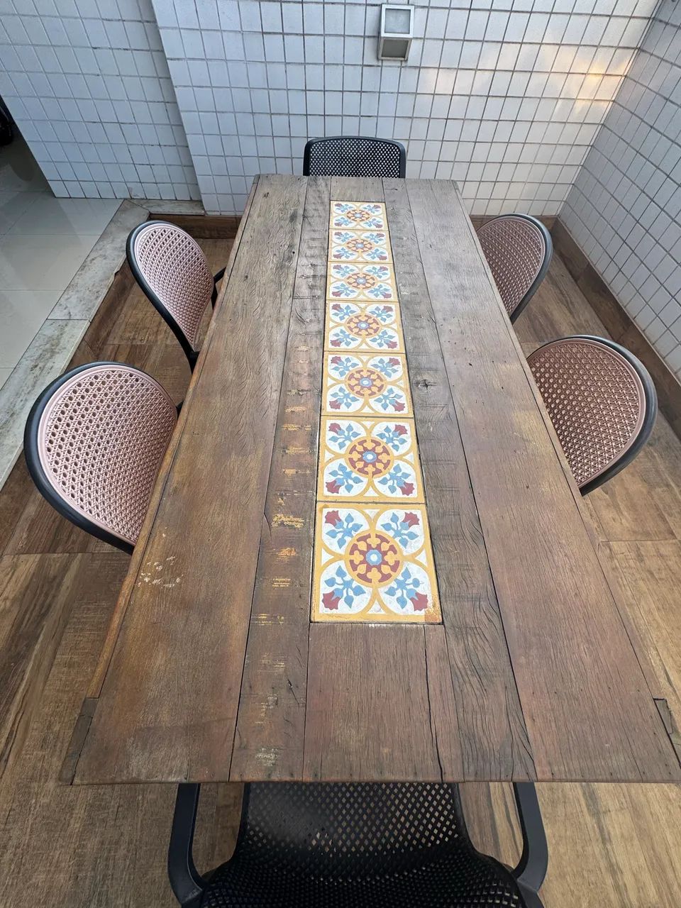 Mesa de Madeira Tratada 1,81m - R$ 550 - Foto 4
