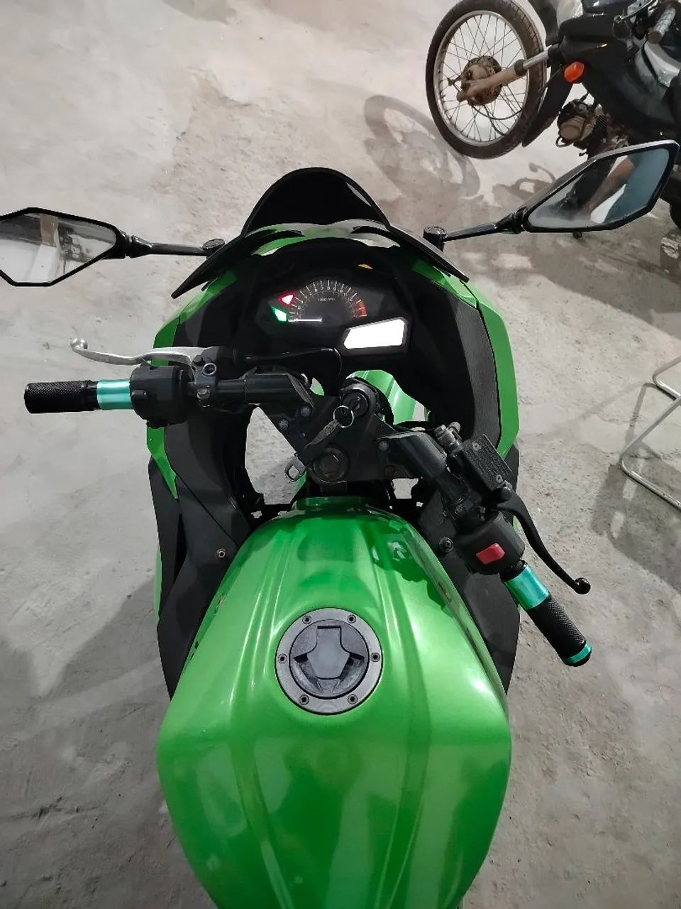 Kawasaki ninja 300 - Foto 4