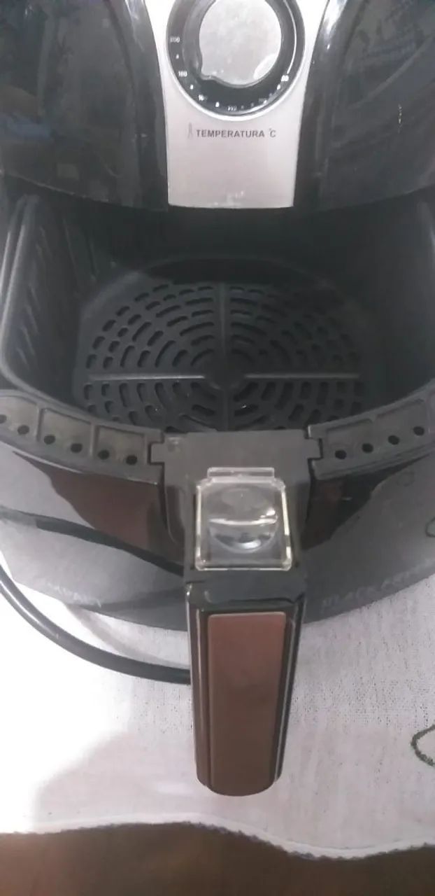 Fritadeira Sem Óleo Black&Decker Preto - 5L, 127V e 1500W - Foto 4