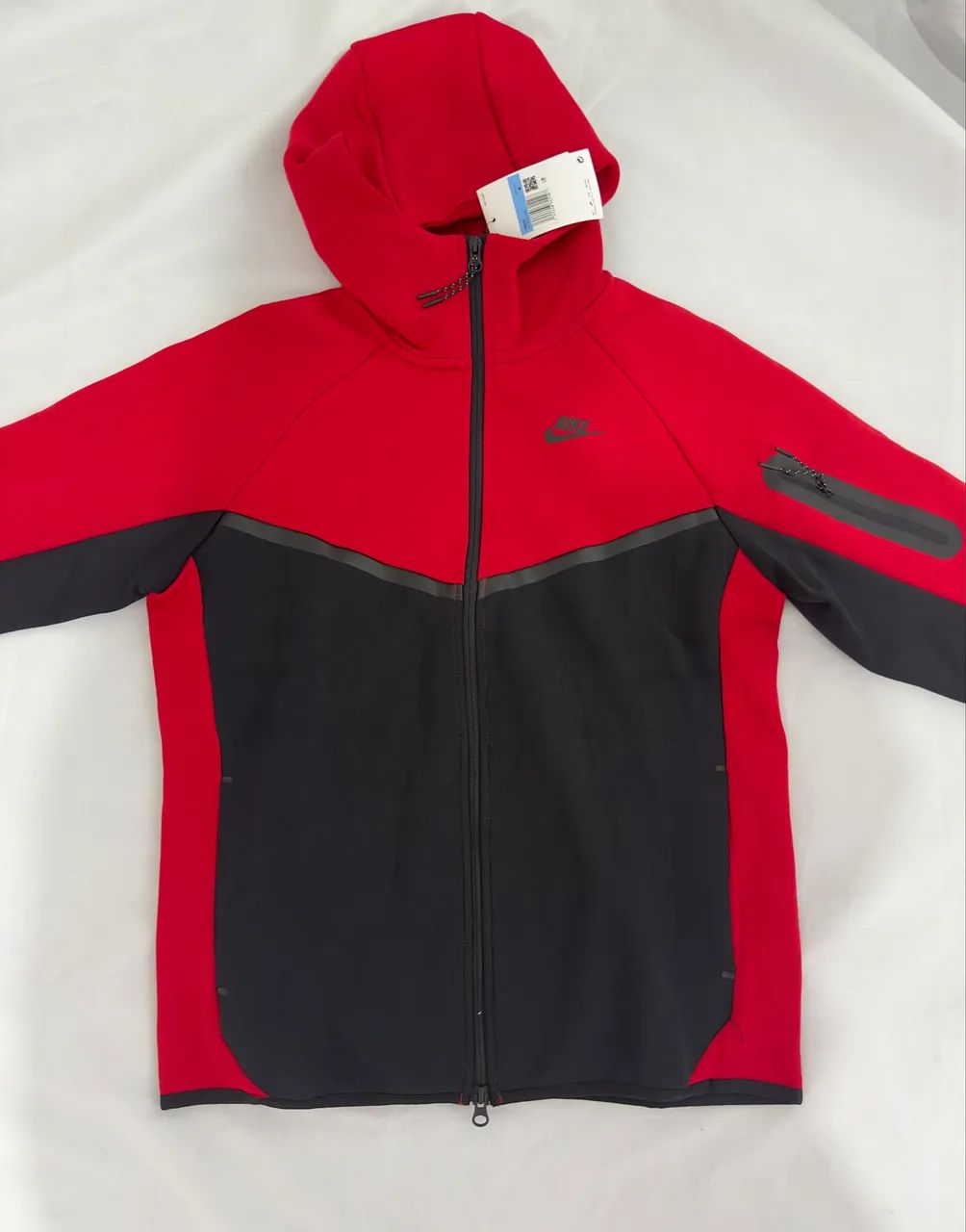 Nike tech fleece vermelha e preta rara - Roupas - Osvaldo Cruz