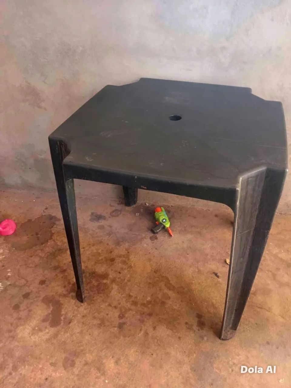 Mesa de plástico preta  - Foto 2