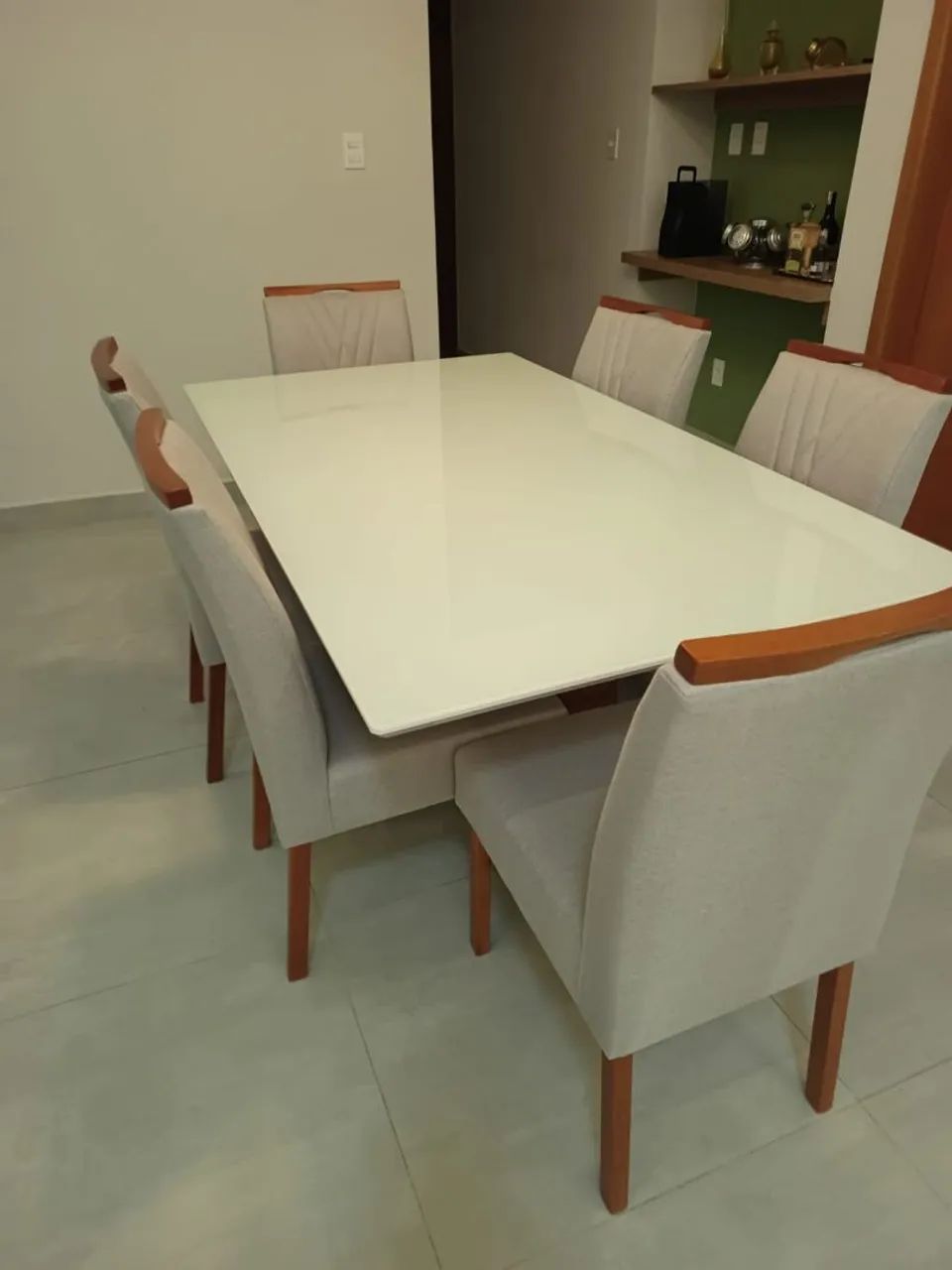 Jogo de mesa com 8 cadeuras, linho cinza claro - Foto 5