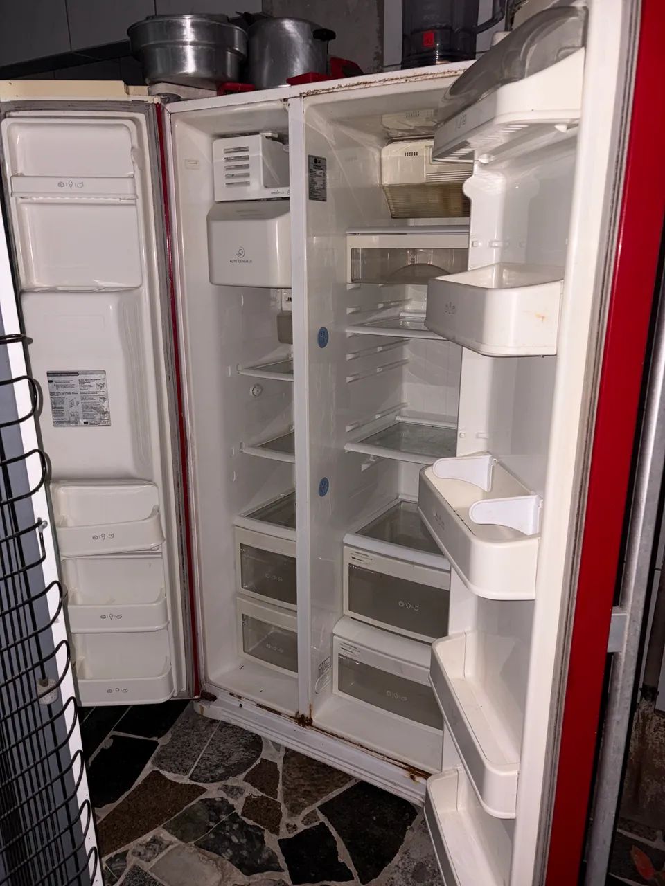 VENDE-SE GELADEIRA SIDE BY SIDE COM DEFEITO - Foto 3