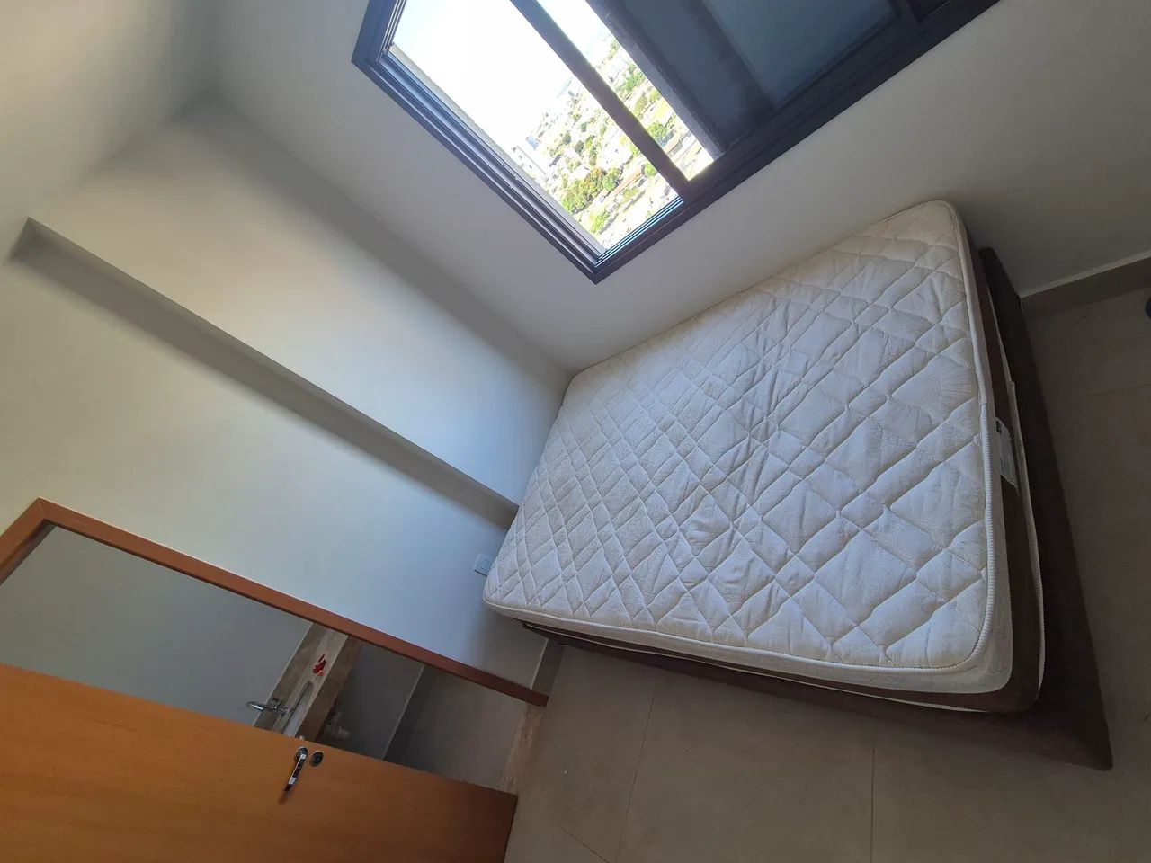 Cama e Colchão Box usado ótimo  - Foto 4