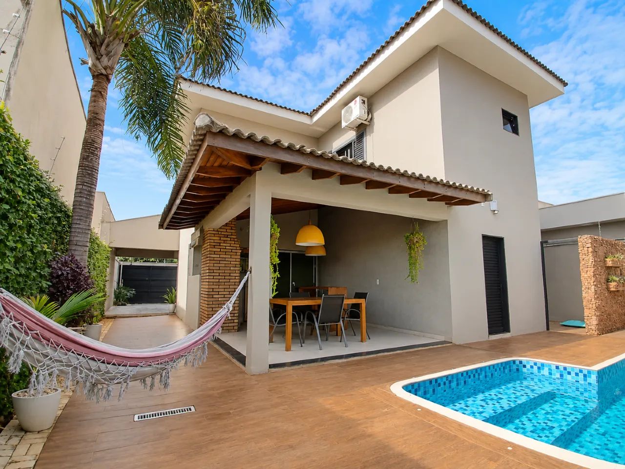 Casa Sobrado - Jardim dos Ipês - Três Lagoas / MS