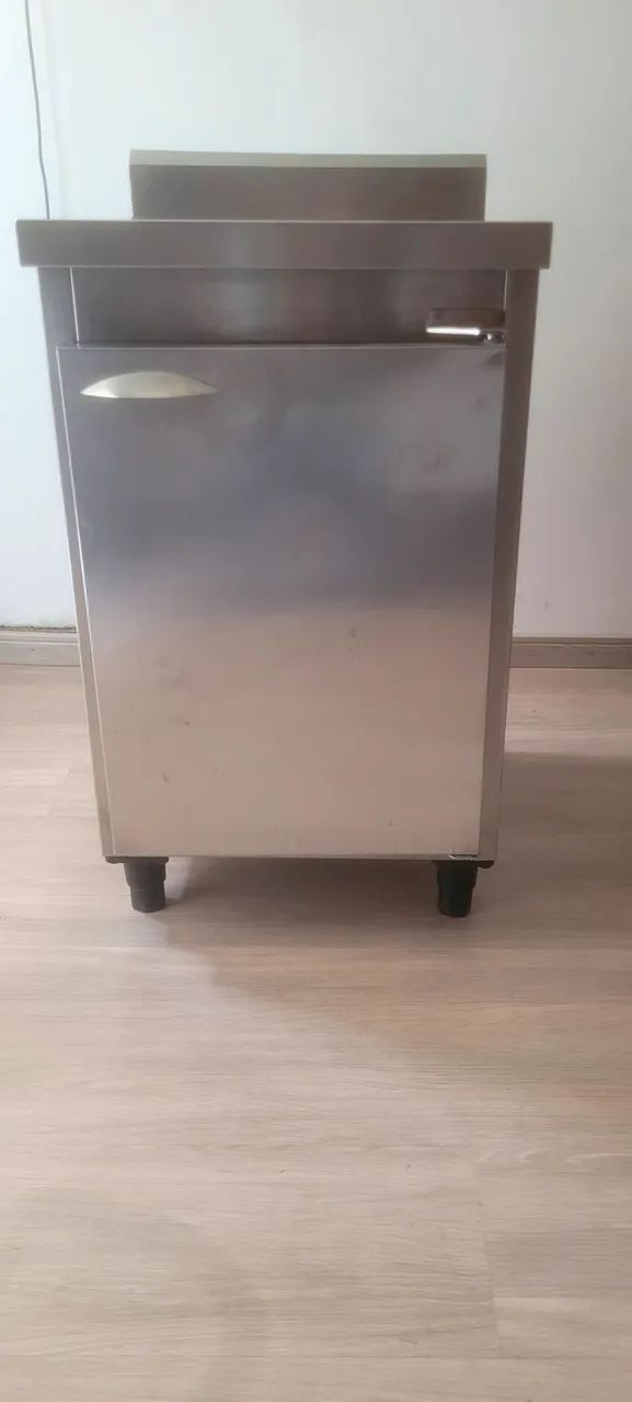 Armario inox 1 porta com aba - Foto 2