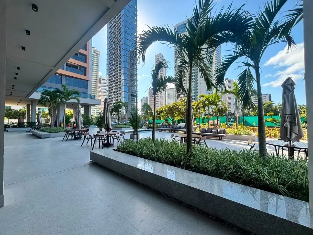 PONTO COMERCIAL NO ALTIPLANO