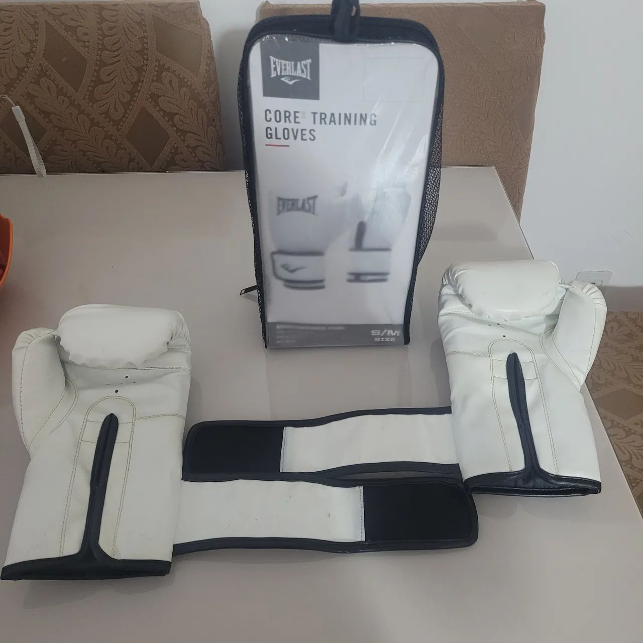 Luva de boxe branca Everlast Core training S/M - Foto 2