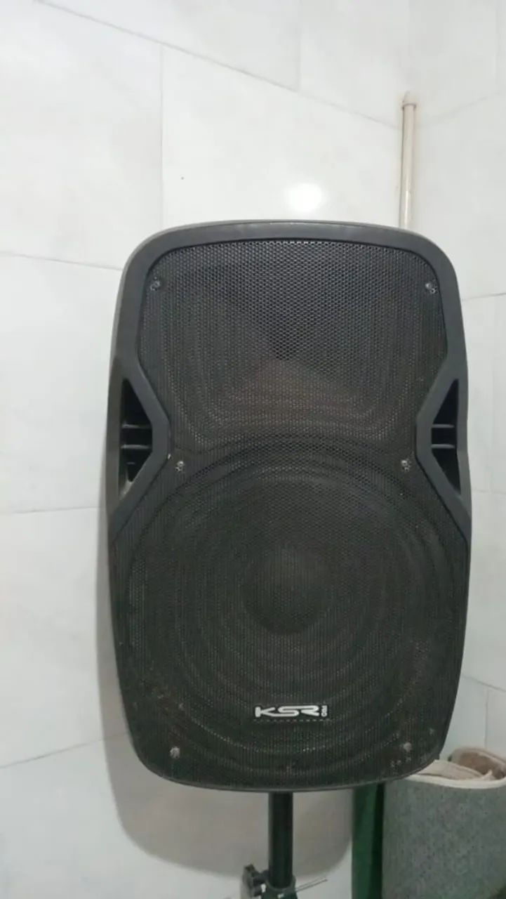 Mesa de som con caixa amplificada  - Foto 3