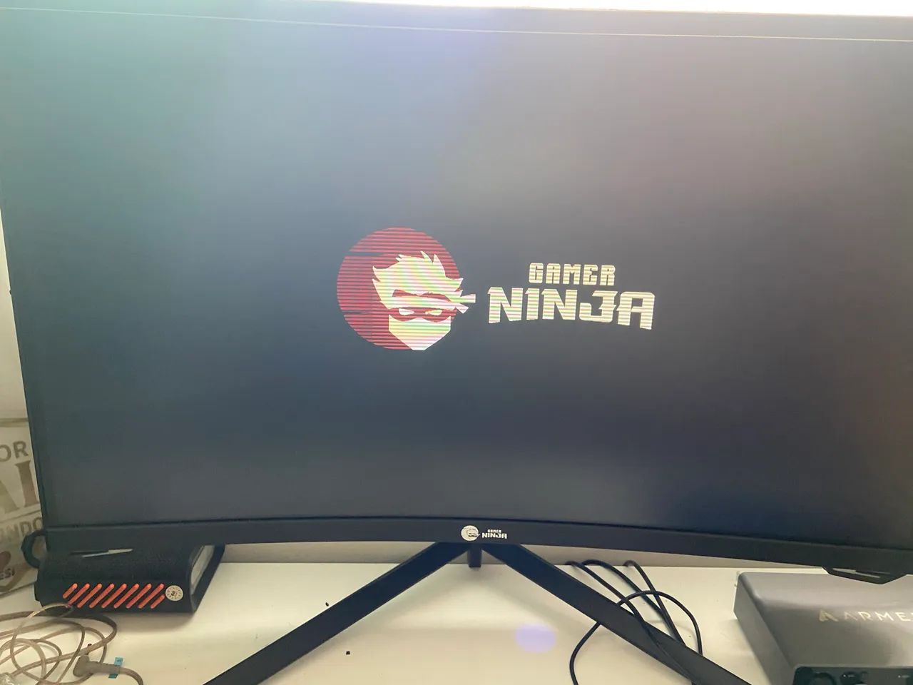 Monitor Gamer Ninja Sharingan - COM DEFEITO