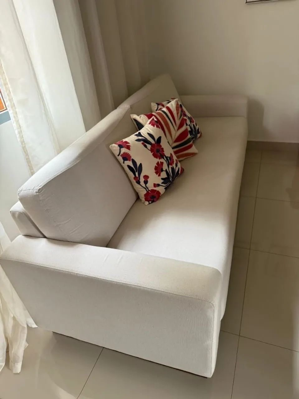 Sofá em tecido Nude - Foto 2