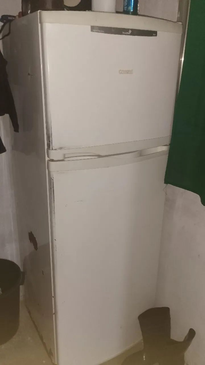 Vendo geladeira  - Foto 5