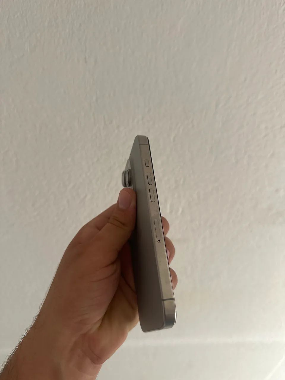 iPhone 16 Pro 128GB - Todo Original - Foto 3