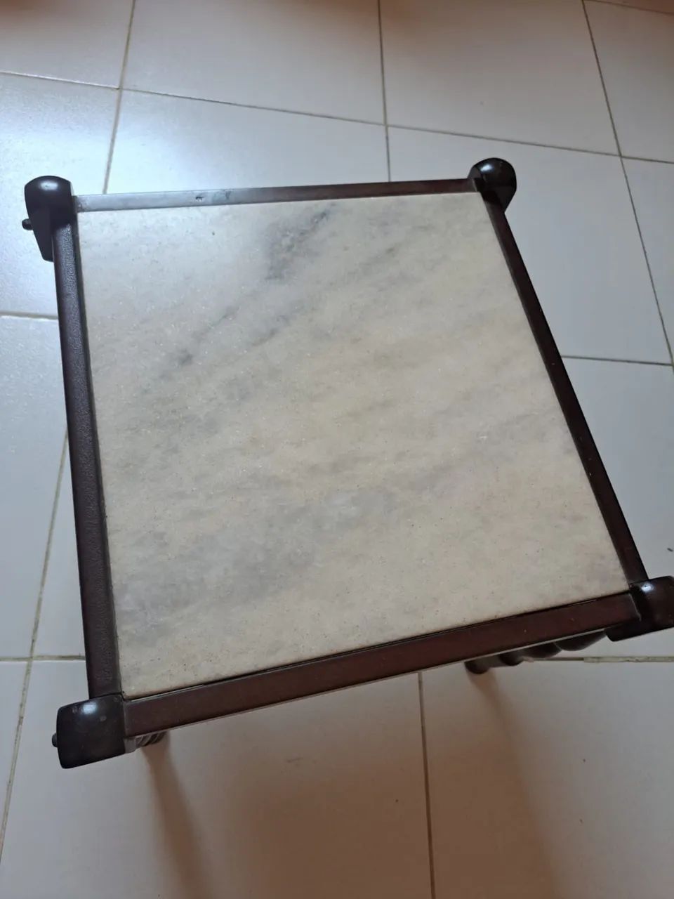 Mesa de mármore 