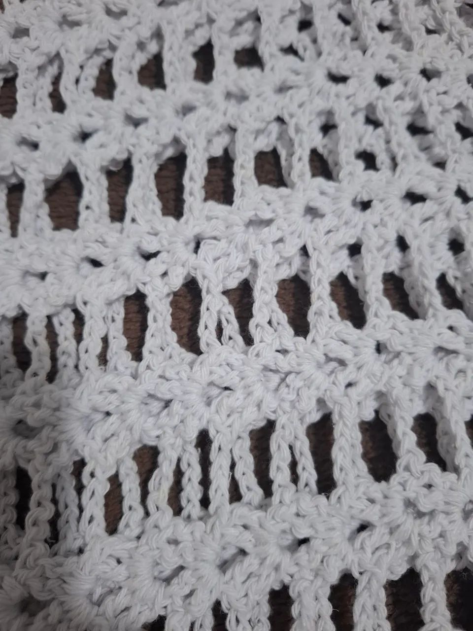 Cropped de crochê em barbante de algodão branco  - Foto 5