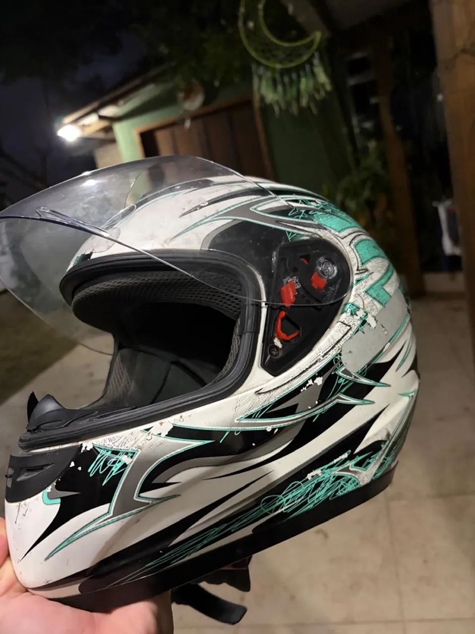 VENDO CAPACETES 