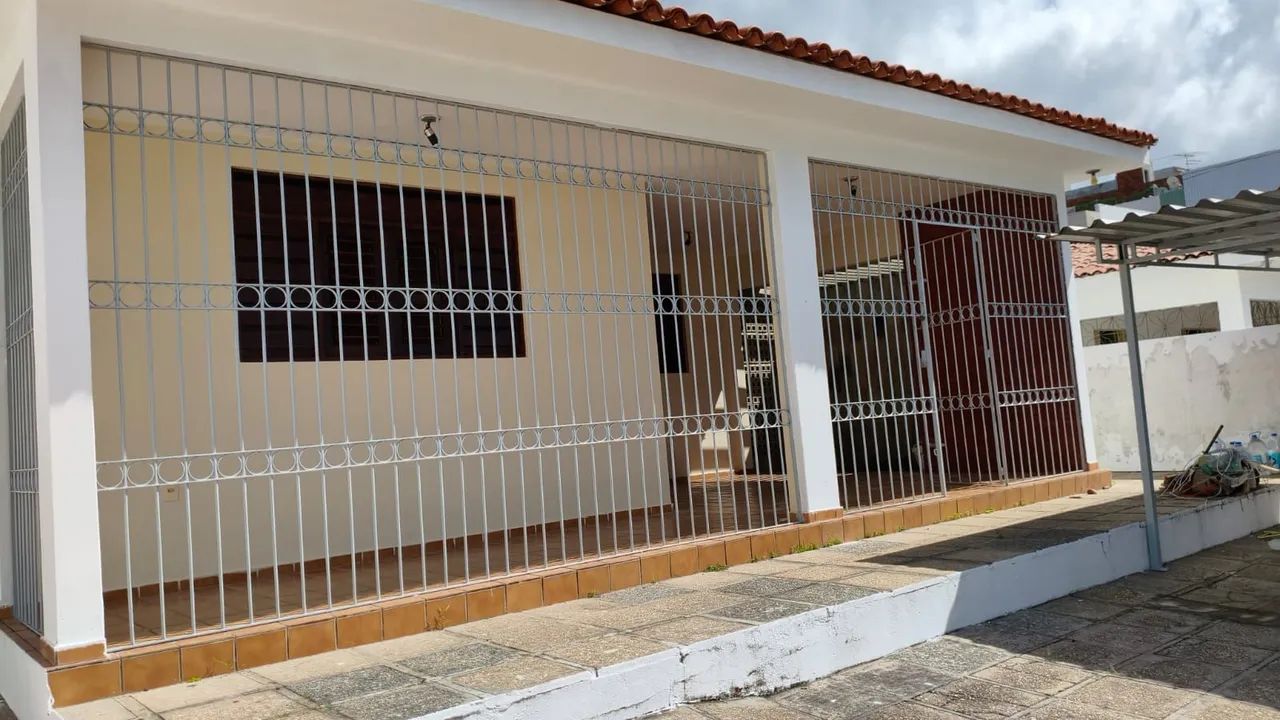 Excelente casa Nos Bancários  - Foto 2