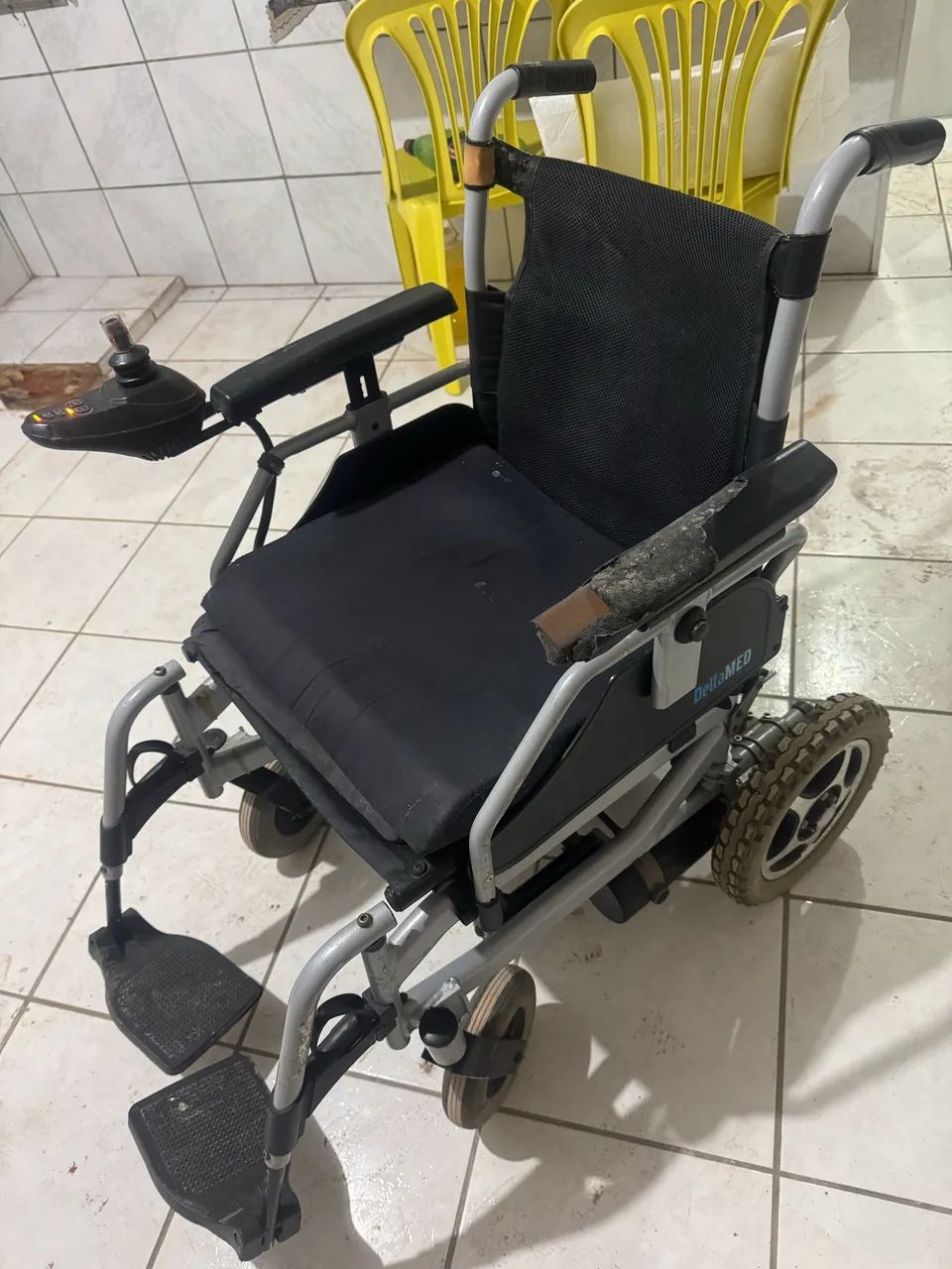 Cadeira de rodas elétrica  - Foto 3