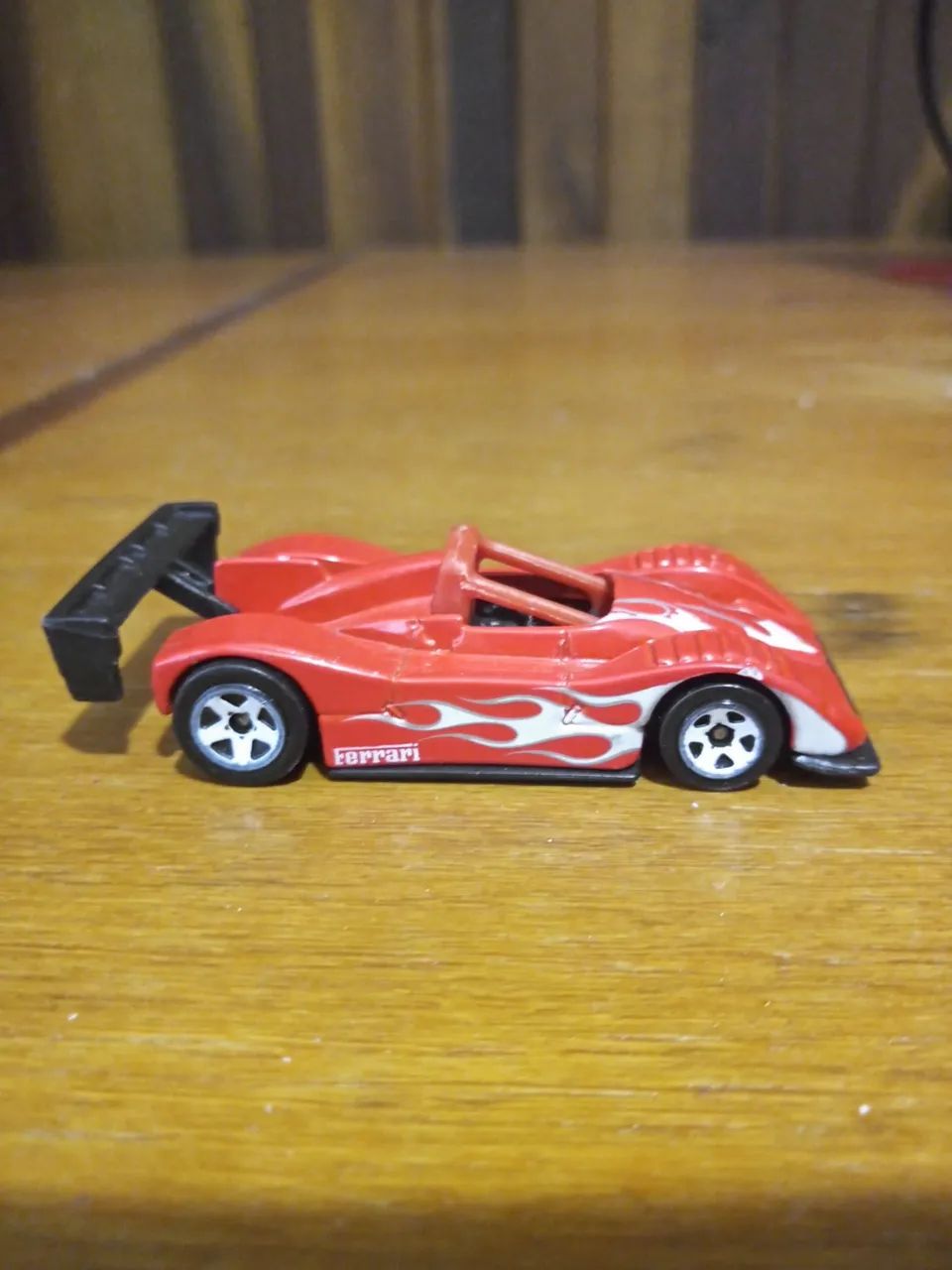 Carrinho Hotwheels Ferrari 333SP usado - Foto 3