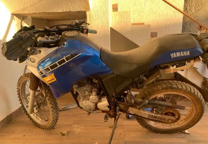 Moto com avarias devido uma queda  - Foto 2