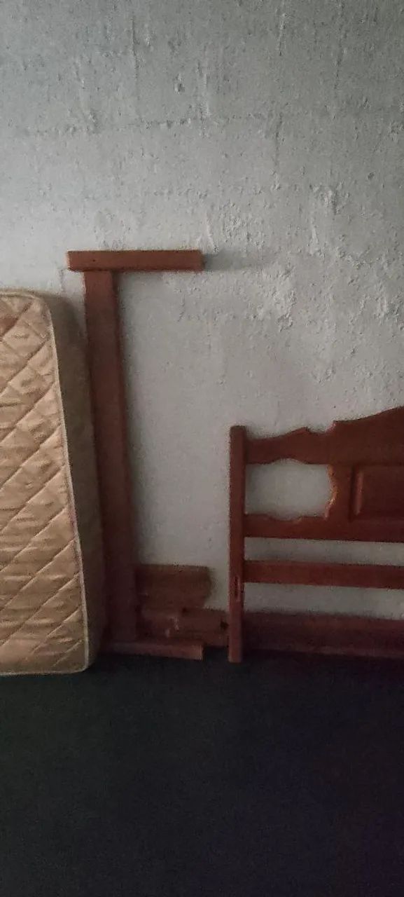 Cama de Queem de madeira Angelim - Foto 5