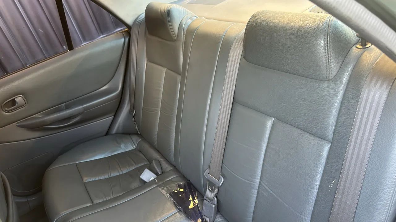 Mazda Protege Aut. 1999 - Foto 2