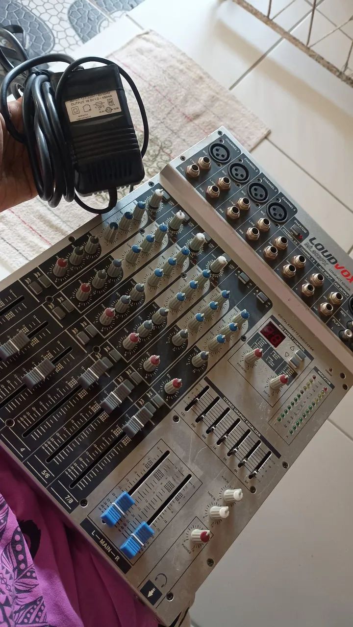 Mesa de Som Loudvox ML802FX - 8 Canais - Foto 3