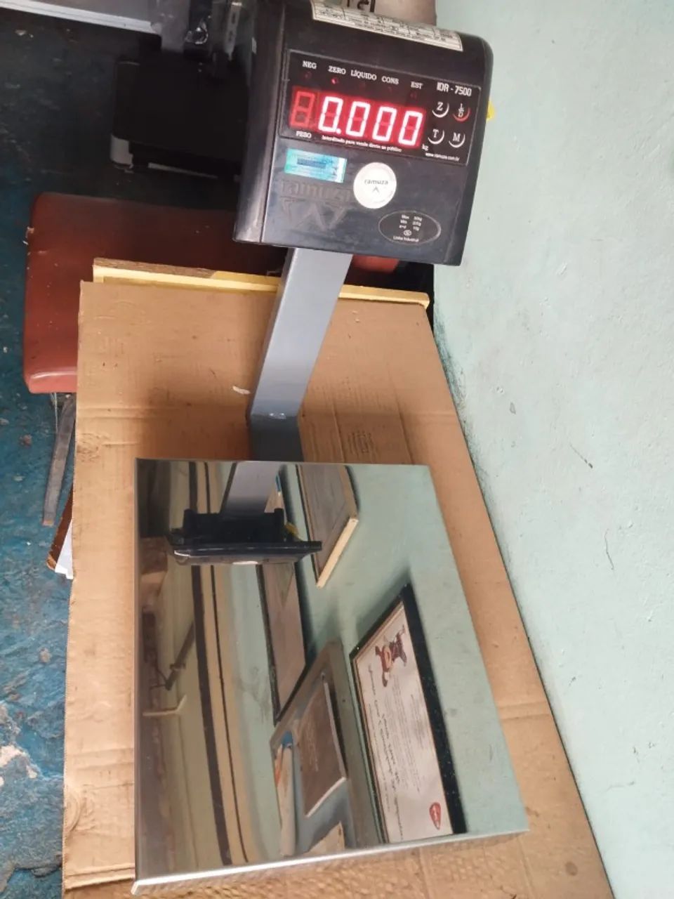  Balança eletronica de bancada 50kg/10g Ramuza com coluna DP-50 com lacre e garantia.