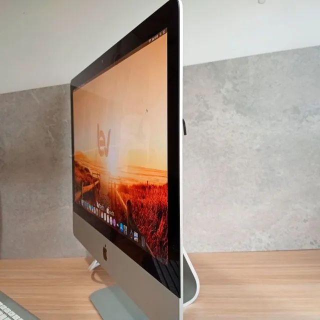 Apple iMac 21.5? 4K Retina - Late 2015 - Core i5 - 8Gb - SSD 240gb