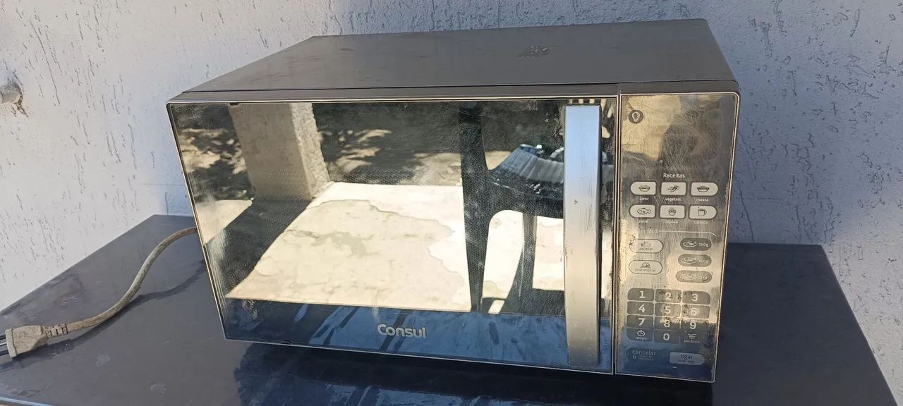 Micro ondas com defeito 