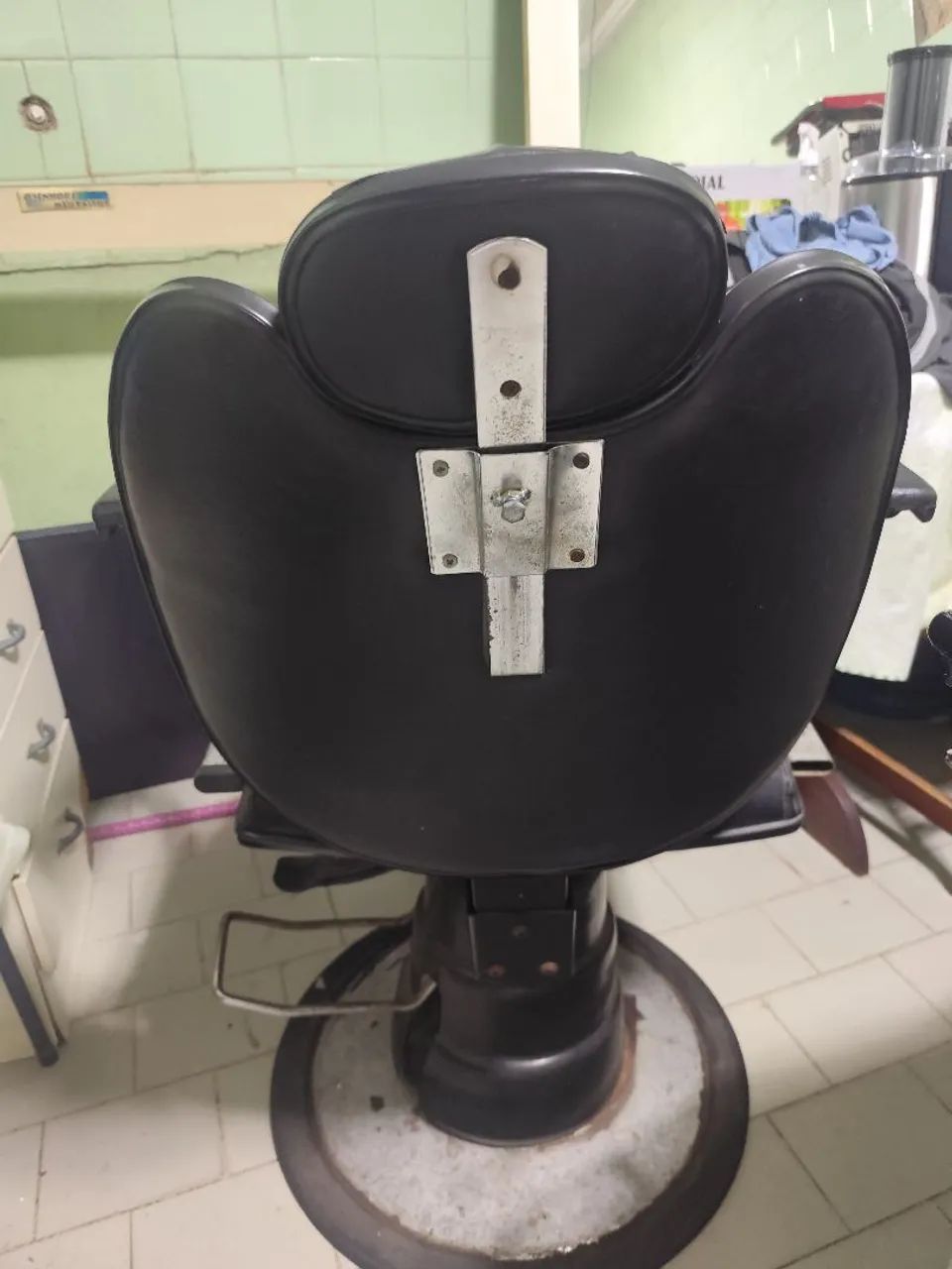 Vendo essa cadeira para barbearia  - Foto 2