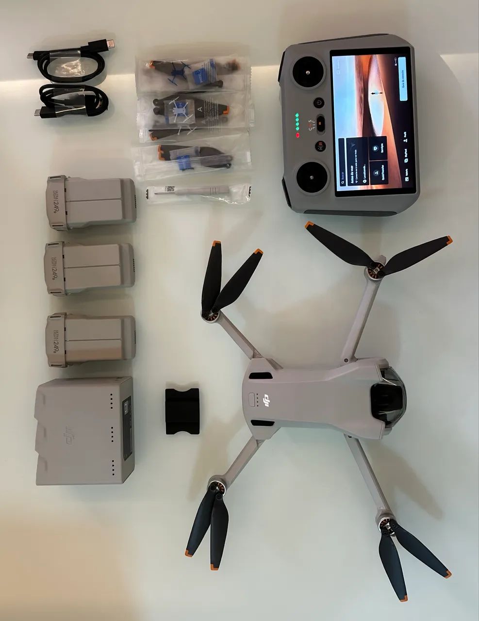 DJI Mini 3 Fly More Combo + DJI RC | Excelente Estado - Foto 3
