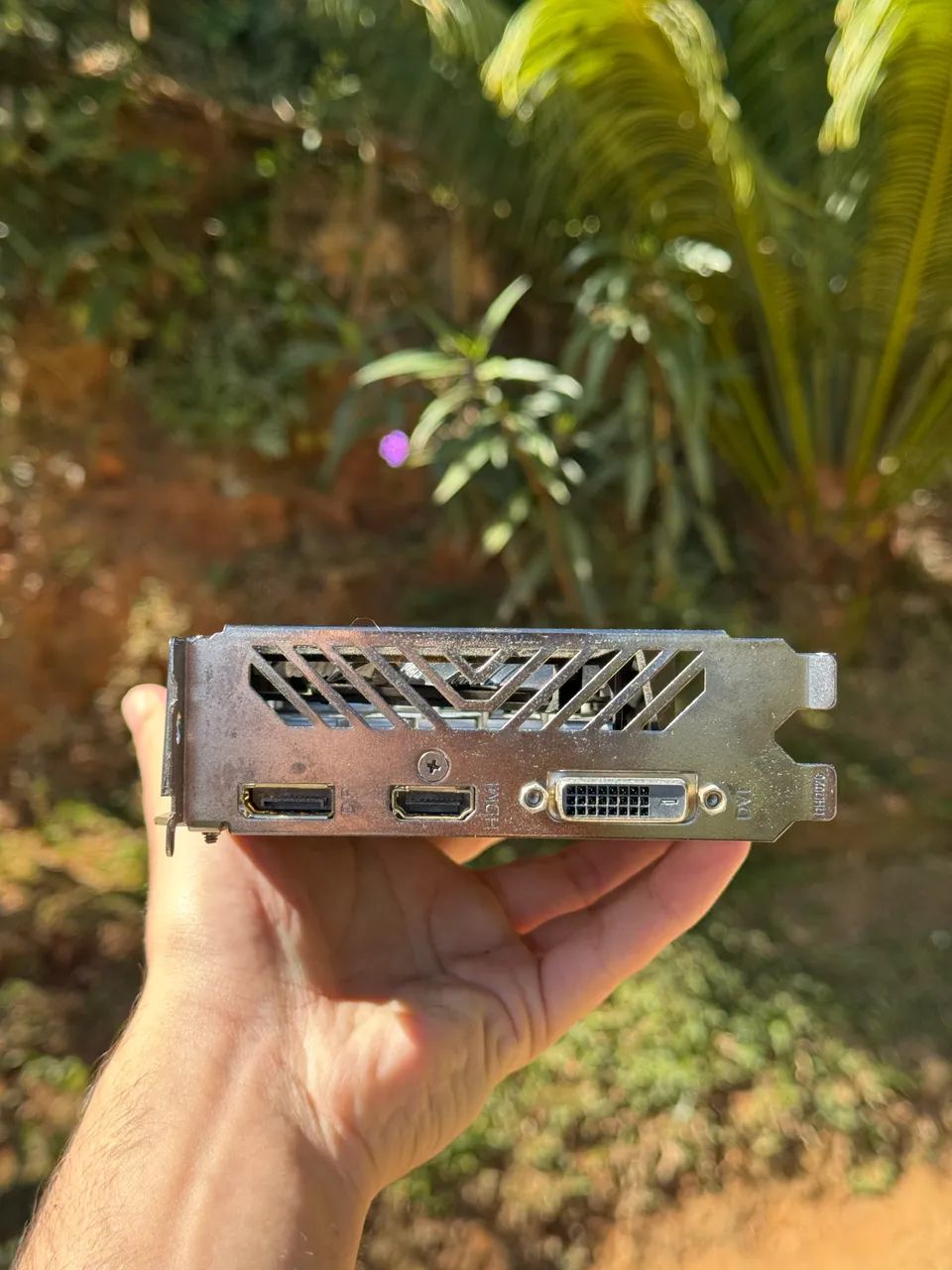 Placa de vídeo 1050 Ti  - Foto 2