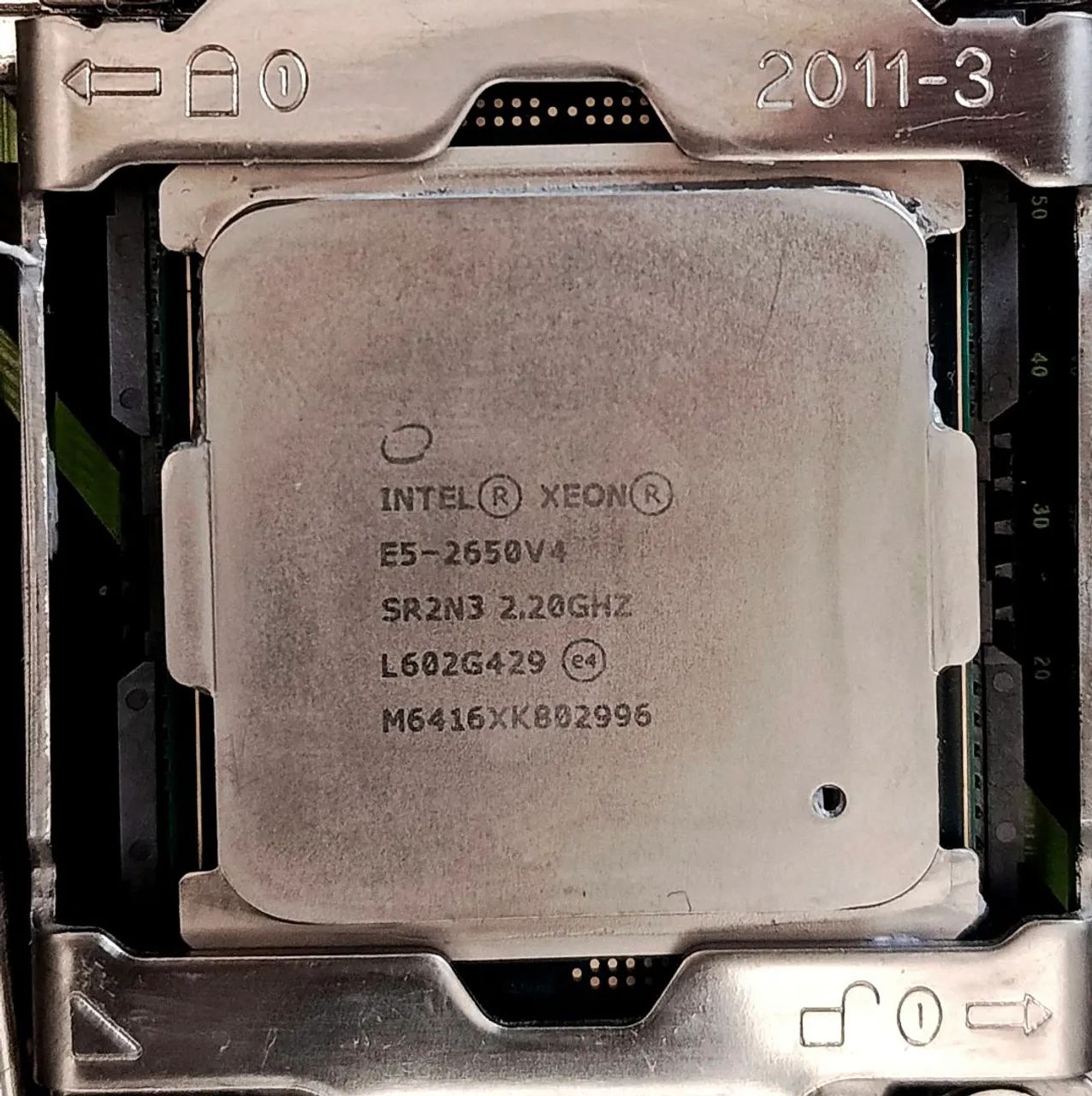 Processador Intel Xeon E5-2650v4 