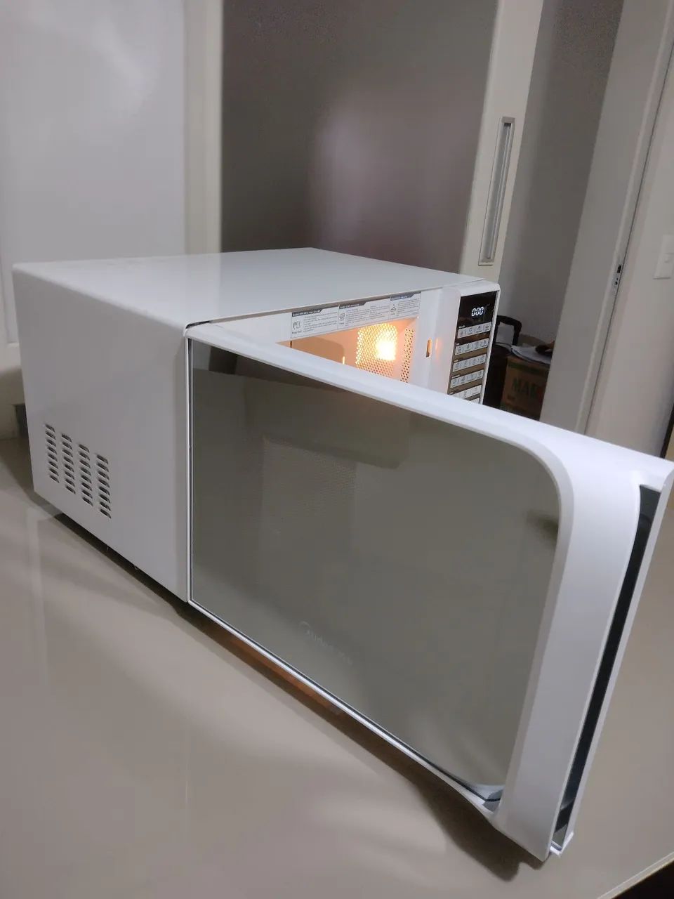 Microondas Midea 31 litros, Espelhado. - Foto 4