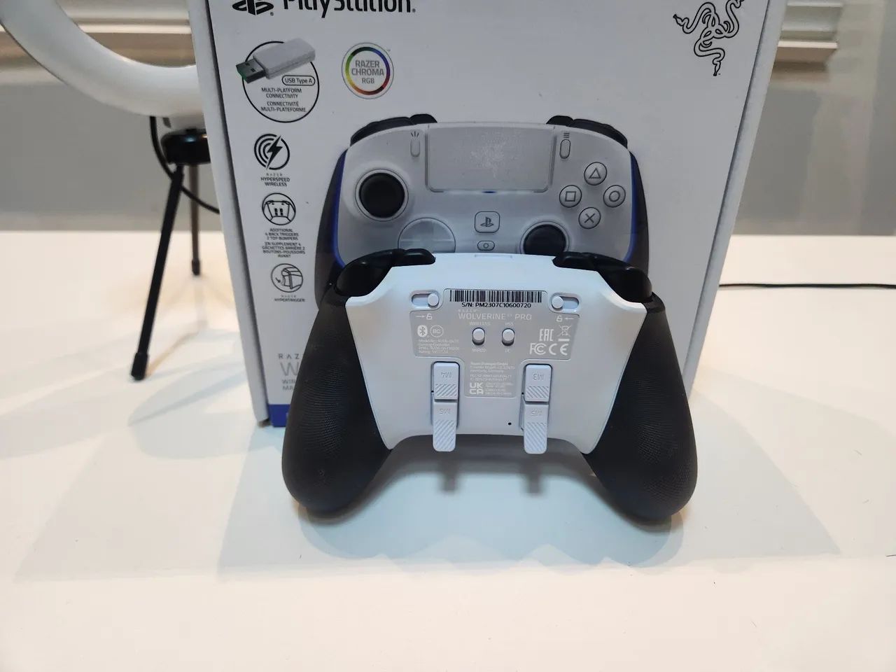 Controle Wolverine Pro V2 Branco - Foto 3