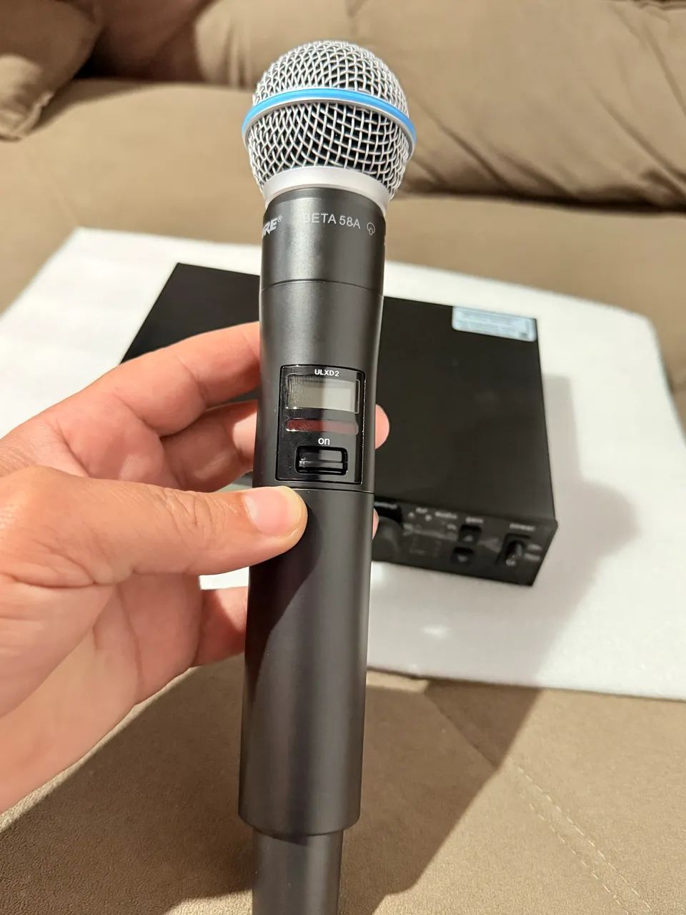 Microfone sem fio shure modelo ULXD4 SM58a - Foto 3