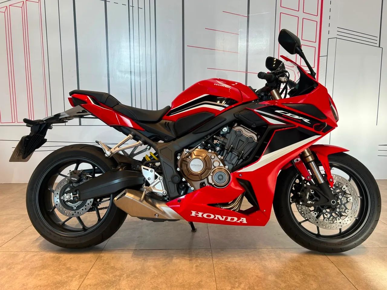 CBR 650 R - Foto 2
