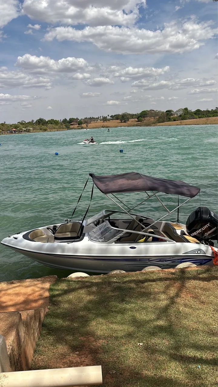 Focker 160, com Mercury Opitmax 115