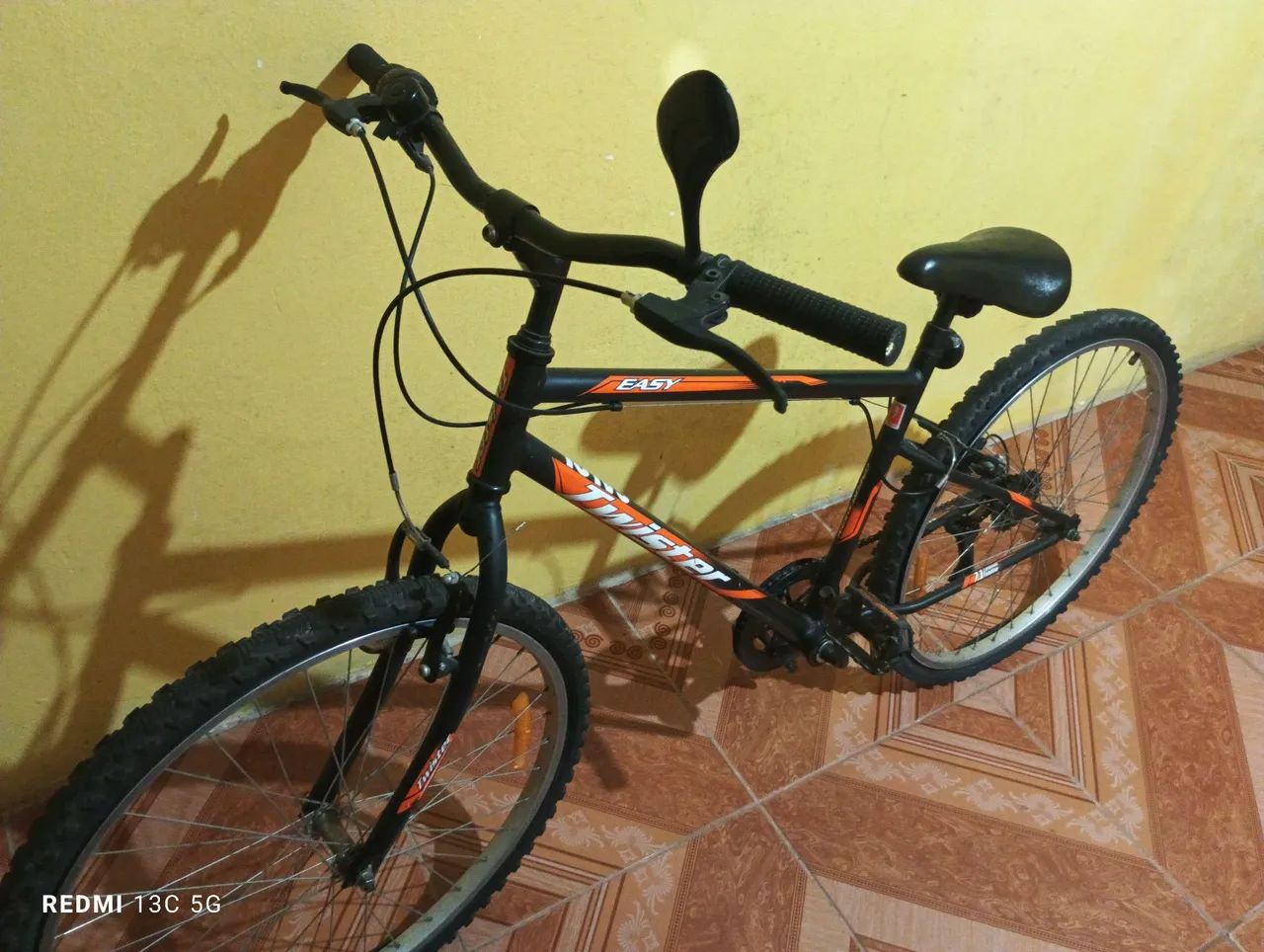Bicicleta nova em bom estado semi nova com pouco tem de uso  - Foto 3