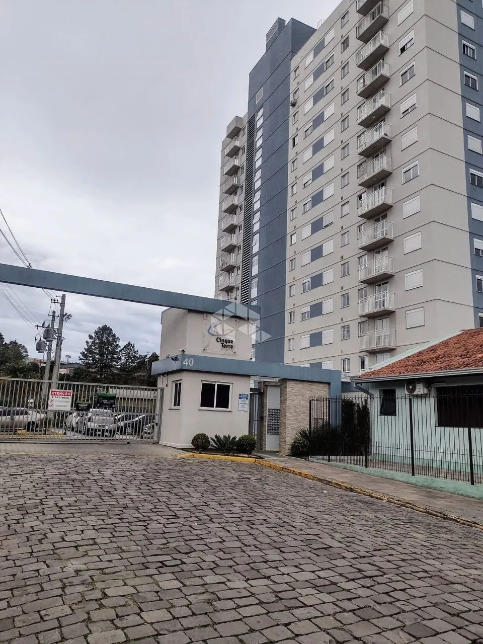 Apartamento mobiliado 02 dormitórios com sacada no Cidade nova