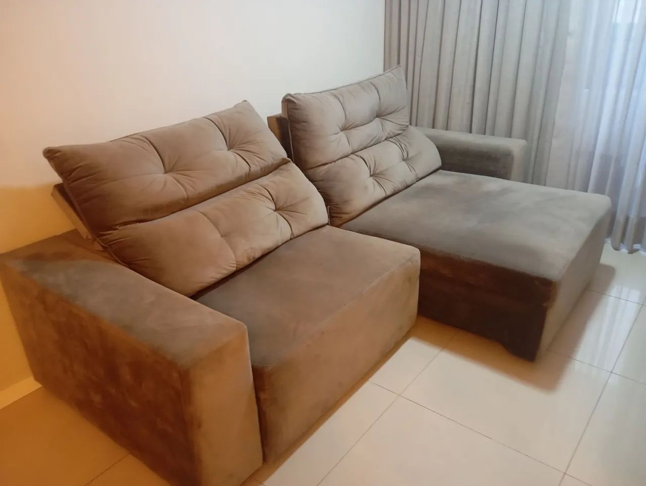 Sofá 4 lugares - Foto 4