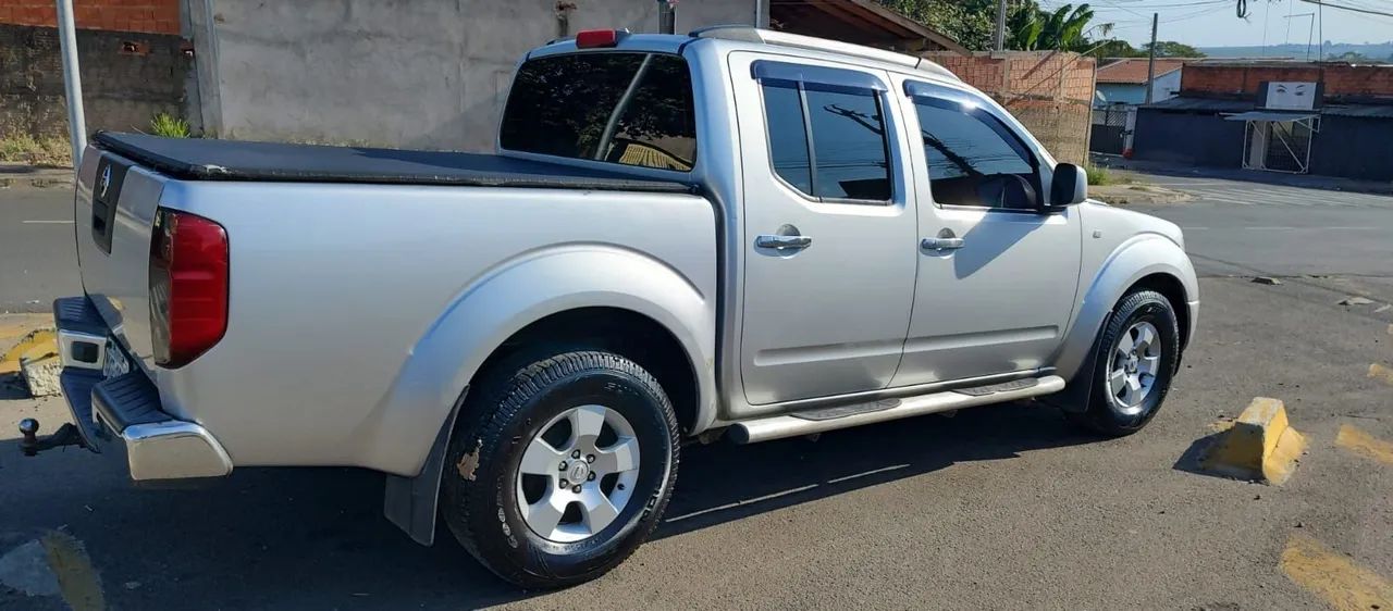 Nissan Frontier Frontier XE CD 4x2 2.5 TB Diesel 2009