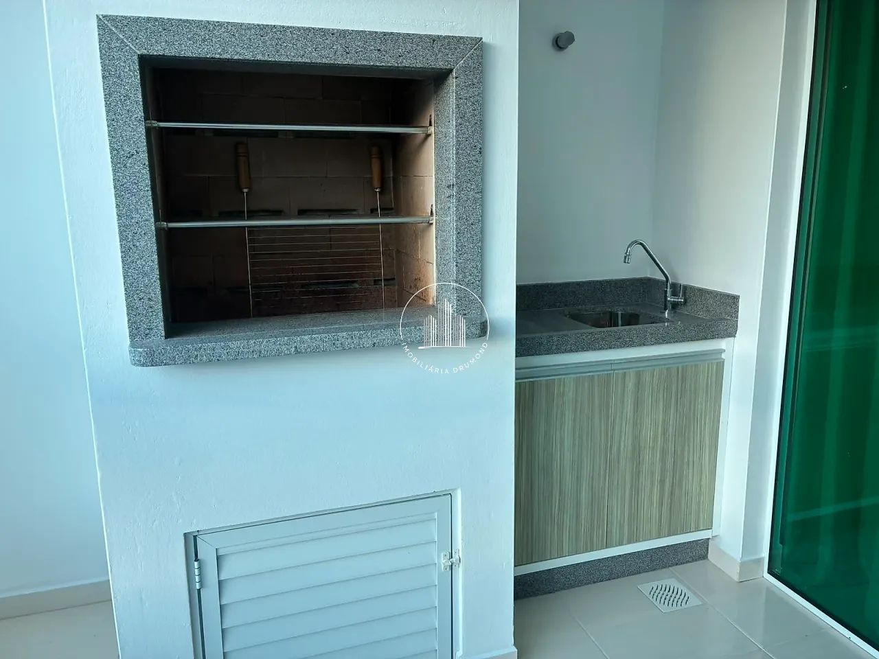 Apartamento 3 Quartos com 1 Suíte e 77m² - Fundos - Foto 4